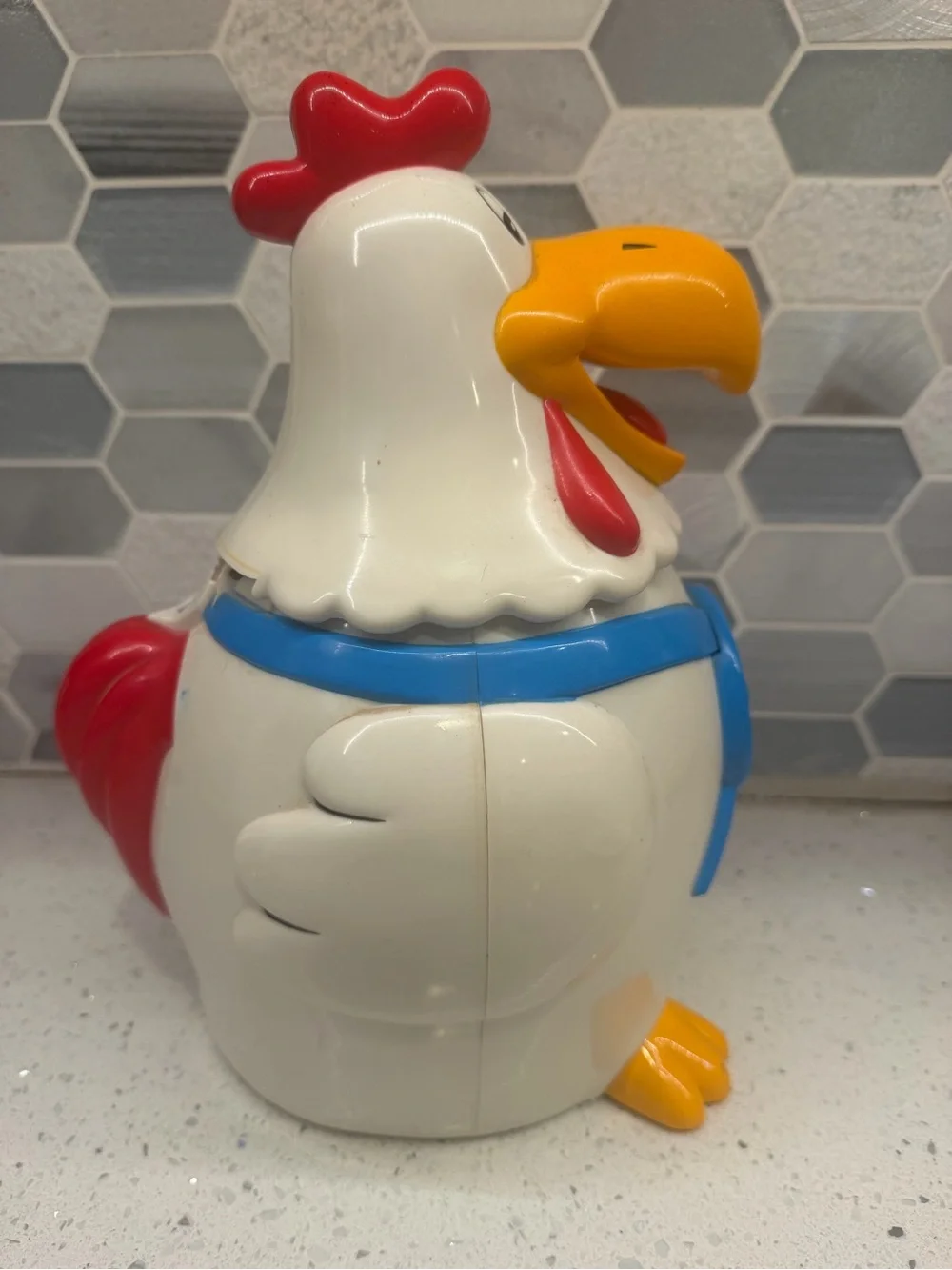 Vintage Rooster Cookie Jar that Crows (see video)! Rare find